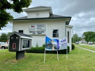 821 Charleston Ave, Mattoon, IL 61938